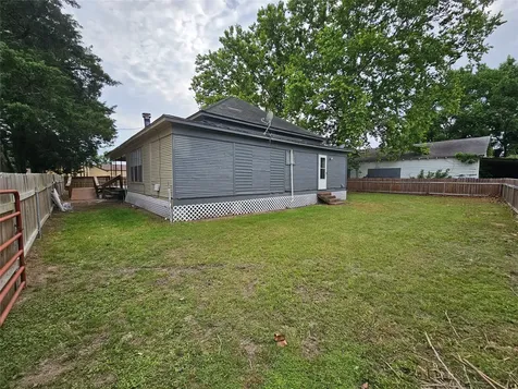 11 Smith Street Shepherd TX 77371