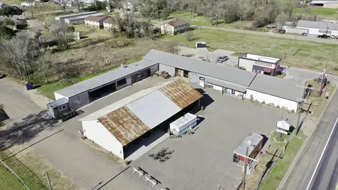 710 S May Street Madisonville TX 77864