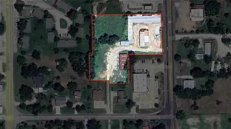 710 S May Street Madisonville TX 77864