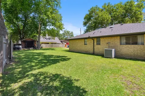 843 Fall Creek Drive Huffman TX 77336