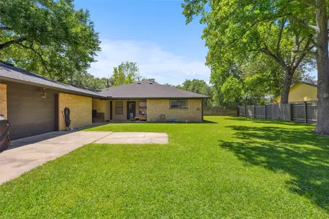 843 Fall Creek Drive Huffman TX 77336
