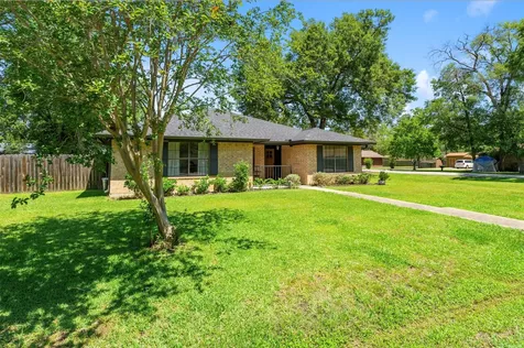 843 Fall Creek Drive Huffman TX 77336