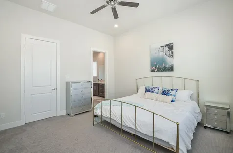 1902 Hollister Spruce Lane Houston TX 77080