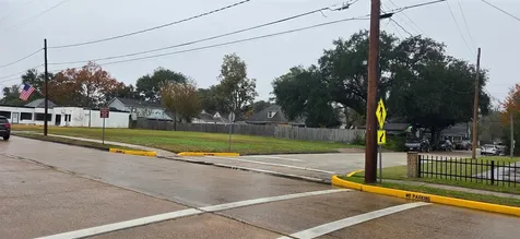 711 E Main Street Humble TX 77338