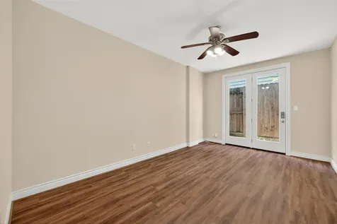 5938 Kansas Street Houston TX 77007