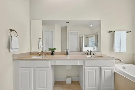 5938 Kansas Street Houston TX 77007