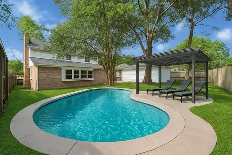 10806 Olympia Drive Houston TX 77042