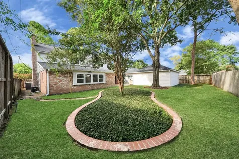 10806 Olympia Drive Houston TX 77042