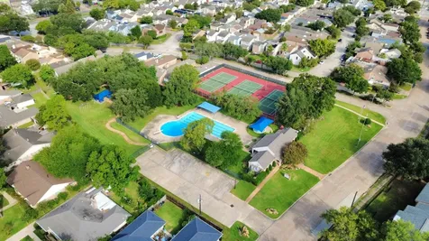 10806 Olympia Drive Houston TX 77042