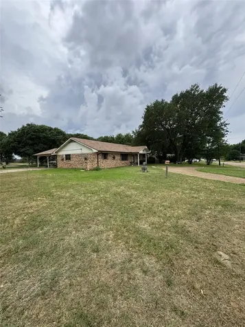 636 E Kempner Street Mabank TX 75147
