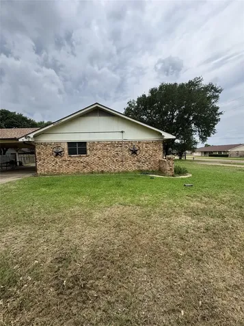 636 E Kempner Street Mabank TX 75147