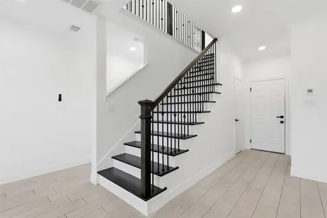 6037 S Acres Drive Houston TX 77048