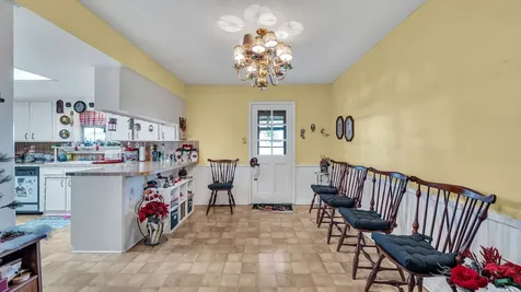 672 Bending Oaks Drive Bellville TX 77418