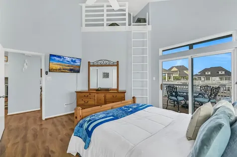 13339 Binnacle Way Galveston TX 77554