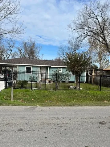 1805 Chamberlain Street Houston TX 77093
