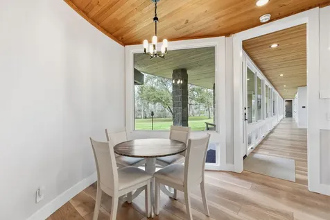 1504 Half Moon Drive Wharton TX 77488