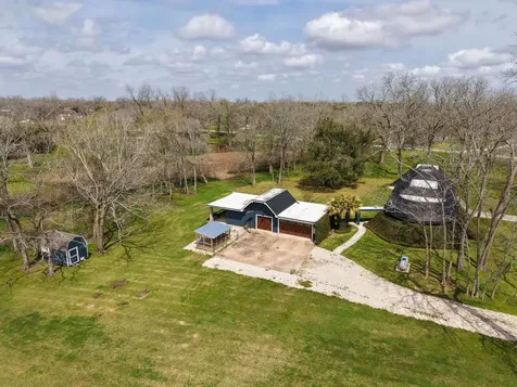 1504 Half Moon Drive Wharton TX 77488