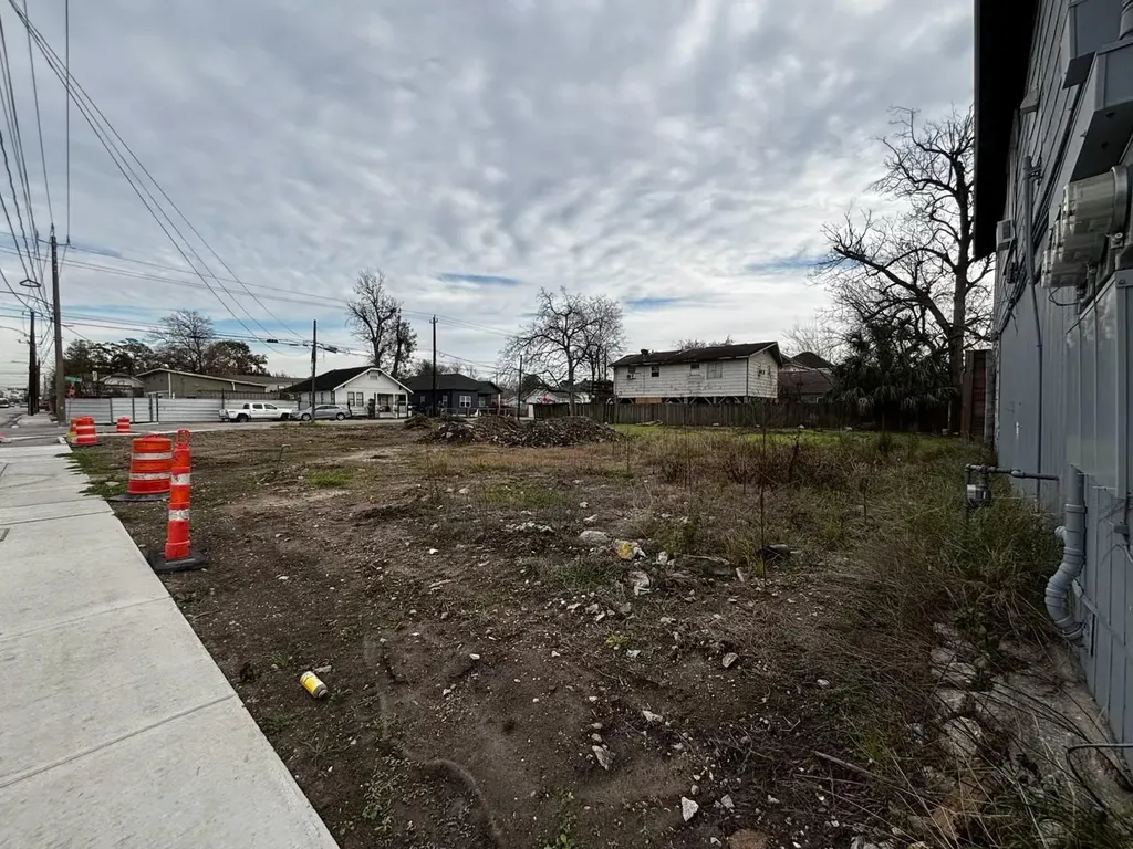 1412 Quitman Street Houston TX 77009