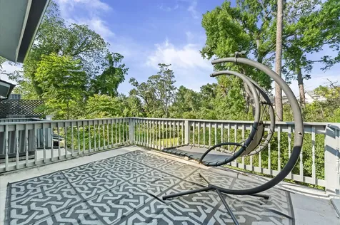 775 Worthshire Street Houston TX 77008