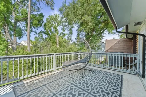 775 Worthshire Street Houston TX 77008