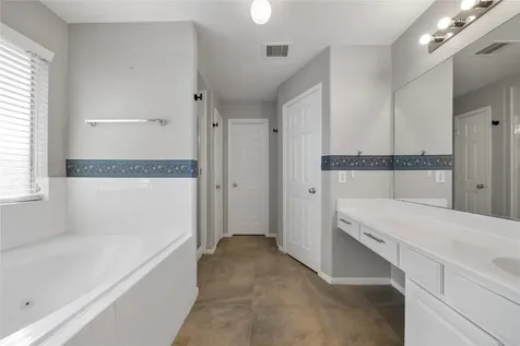 6354 Wilshire Ridge Houston TX 77040