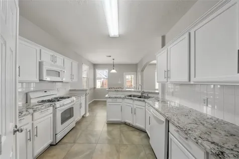 6354 Wilshire Ridge Houston TX 77040