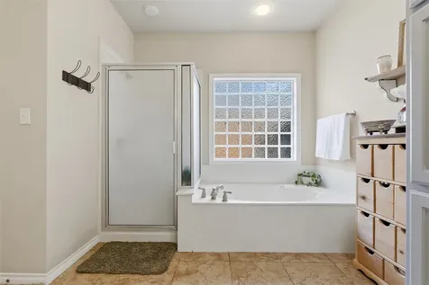 2700 Hickory Court Bryan TX 77808
