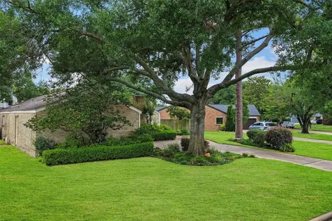 14811 Royal Birkdale Street Houston TX 77095