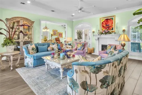 204 Oak Drive Friendswood TX 77546