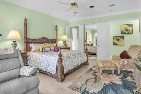 204 Oak Drive Friendswood TX 77546