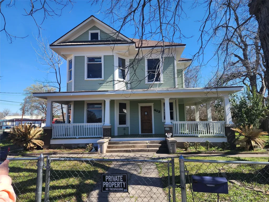 403 Farquhar Street Navasota TX 77868