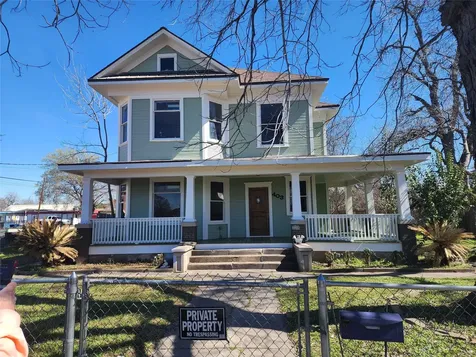 403 Farquhar Street Navasota TX 77868