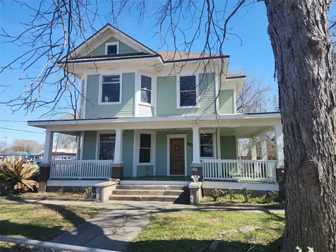 403 Farquhar Street Navasota TX 77868