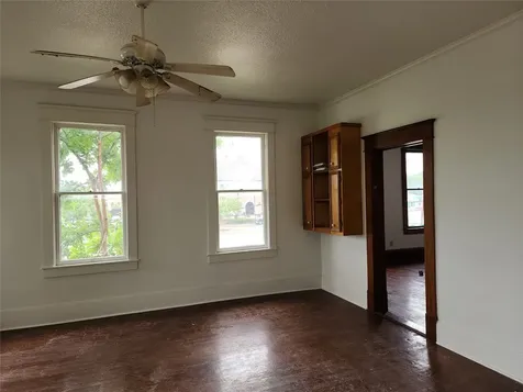 403 Farquhar Street Navasota TX 77868