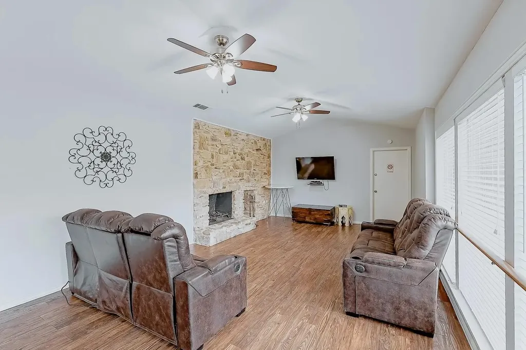 8100 N Mopac Expressway 03-112 Austin TX 78759