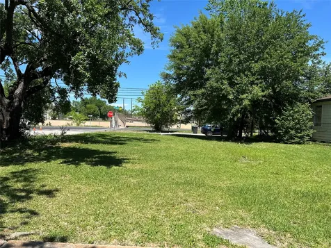 4702 Stonewall Street Houston TX 77020