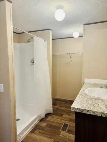 455 Road 5202 Cleveland TX 77327
