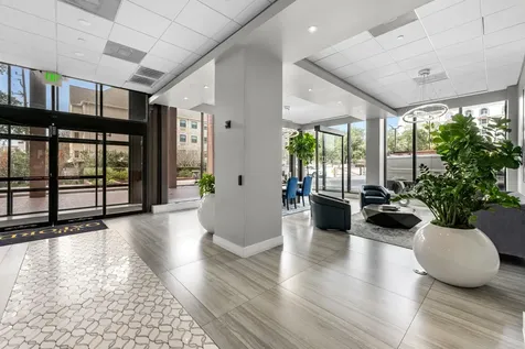 5150 Hidalgo Street 202 Houston TX 77056