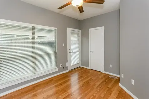 4030 Center Street Houston TX 77007