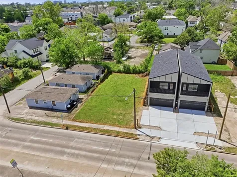 4113 Yale Street Houston TX 77018