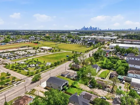 4113 Yale Street Houston TX 77018