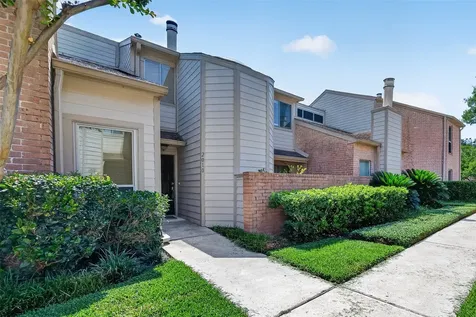 2010 Augusta Drive Houston TX 77057