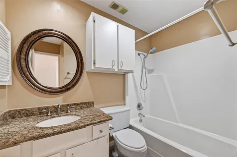 2010 Augusta Drive Houston TX 77057
