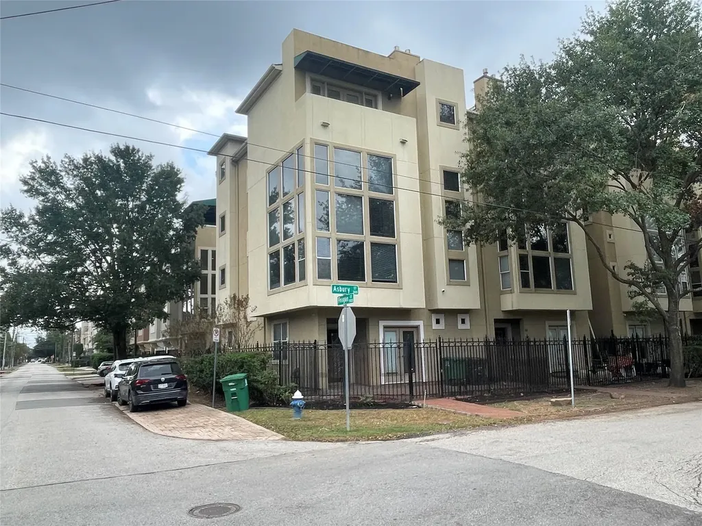 332 Asbury Street Houston TX 77007