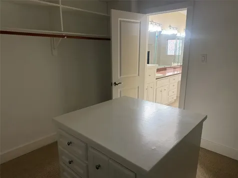 332 Asbury Street Houston TX 77007