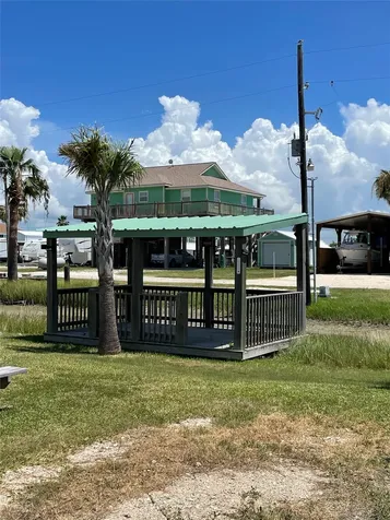 1204 N Monkhouse Drive Crystal Beach TX 77650