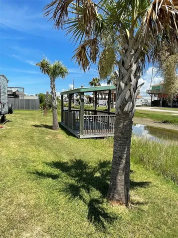 1204 N Monkhouse Drive Crystal Beach TX 77650