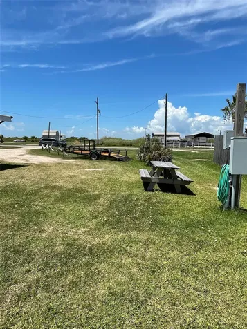 1204 N Monkhouse Drive Crystal Beach TX 77650