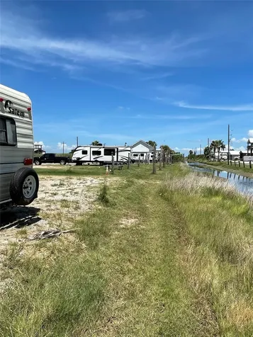 1204 N Monkhouse Drive Crystal Beach TX 77650