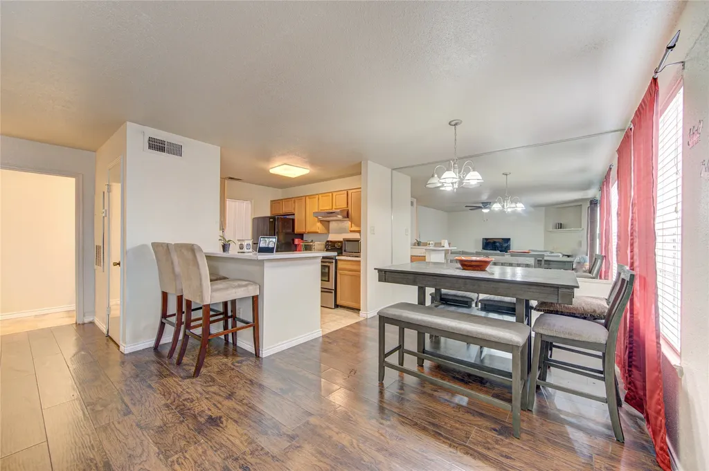 8245 Creekbend Drive Houston TX 77071
